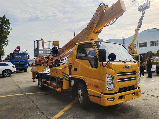 江鈴23米藍牌直臂高空作業(yè)車